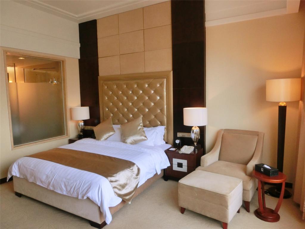 Yue Xiu Hotel Γκουανγκζού Δωμάτιο φωτογραφία